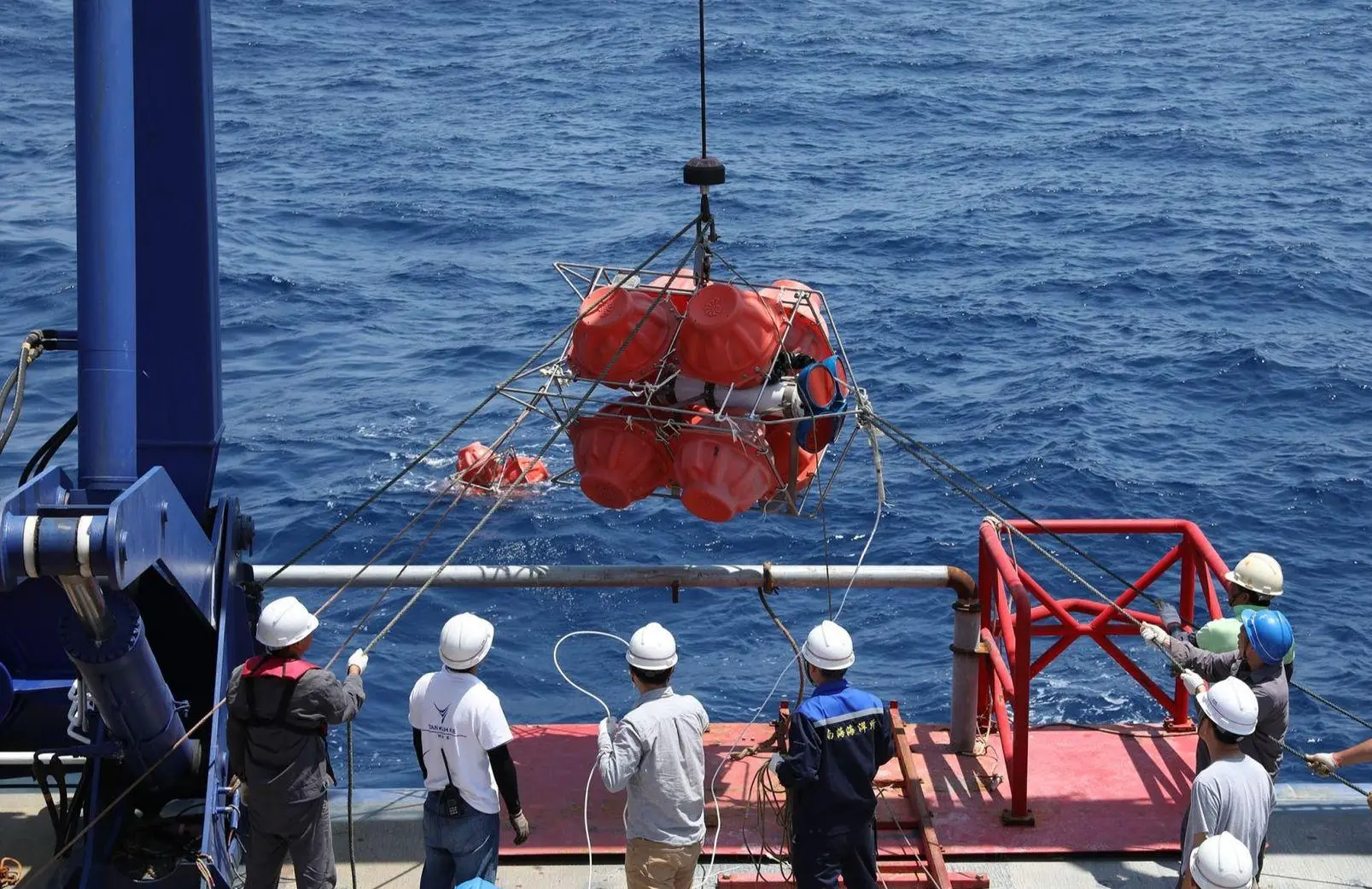 Recovery of Buoys Equipped with ADCP